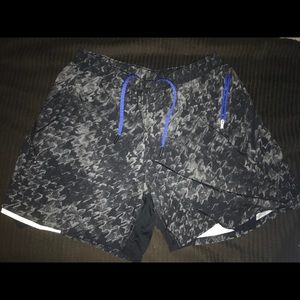 Lululemon XL Mens Yoga shorts.